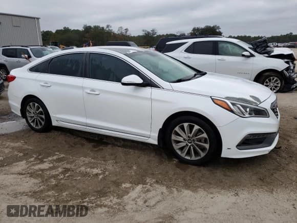 ✅ 2017 Hyundai Sonata Sport • VIN: 5NPE34AF7HH596262 • Lot: 68393942. Listed on Copart with 131,196 mi. Free auction sales archive from the USA and detailed vehicle history report at DreamBid. Image 4.