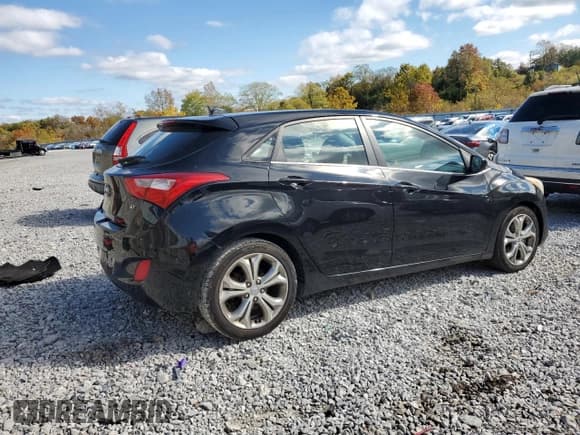 ✅ 2013 Hyundai Elantra • VIN: KMHD35LE7DU086284 • Lot: 89695645. Listed on Copart with 115,338 mi. Free auction sales archive from the USA and detailed vehicle history report at DreamBid. Image 3.