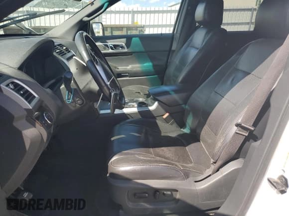 ✅ 2011 Ford Explorer Limited • VIN: 1FMHK7F82BGA79535 • Lot: 84396585. Wystawiony na Copart z przebiegiem 217 345 mil. Bezpłatny archiwum sprzedaży aukcyjnych z USA i szczegółowy raport historii pojazdu na DreamBid. Zdjęcie 7.