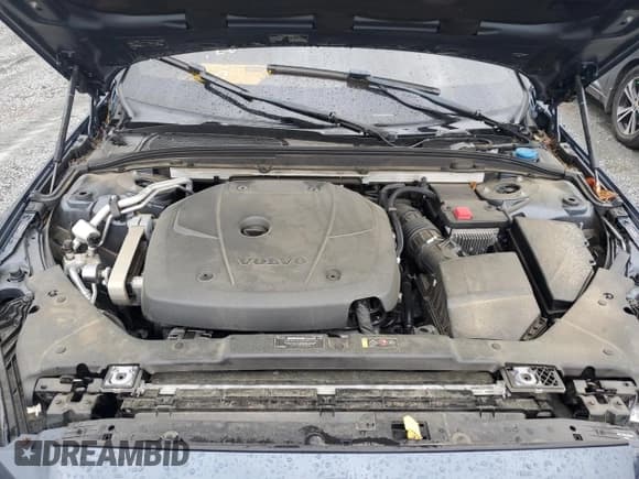 ✅ 2019 Volvo S60 R-Design • VIN: 7JRA22TM8KG006049 • Lot: 51668305. Wystawiony na Copart z przebiegiem 84 575 mil. Bezpłatny archiwum sprzedaży aukcyjnych z USA i szczegółowy raport historii pojazdu na DreamBid. Zdjęcie 12.