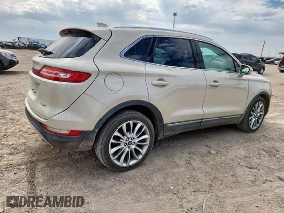 ✅ 2018 Lincoln MKC Reserve • VIN: 5LMCJ3C93JUL32975 • Lot: 61152025. Wystawiony na Copart z przebiegiem 67 014 mil. Bezpłatny archiwum sprzedaży aukcyjnych z USA i szczegółowy raport historii pojazdu na DreamBid. Zdjęcie 3.