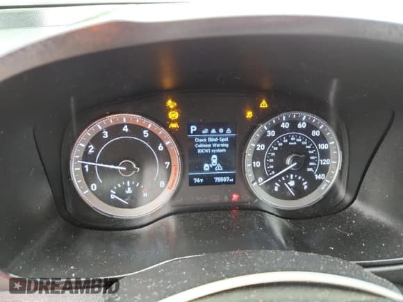 ✅ 2022 Hyundai Venue SEL • VIN: KMHRC8A34NU161078 • Lot: 70481165. Listed on Copart with 75,587 mi. Free auction sales archive from the USA and detailed vehicle history report at DreamBid. Image 9.