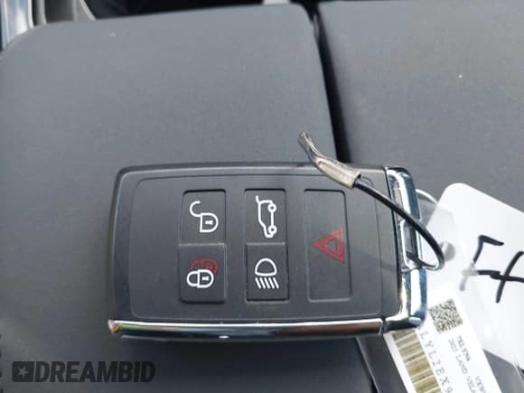 ✅ 2025 Land Rover Range Rover Velar Dynamic SE • VIN: SALYL2EX9SA810566 • Lot: 42850079. Listed on IAAI with 13,610 mi. Free auction sales archive from the USA and detailed vehicle history report at DreamBid. Image 11.