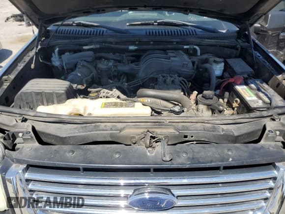 ✅ 2010 Ford Explorer XLT • VIN: 1FMEU7DE6AUA50612 • Лот: 70504645. Опубликован ранее на Copart с пробегом 238 614 миль. Бесплатный доступ к архиву аукционных продаж из США и подробный отчёт об истории автомобиля на DreamBid. Изображение 11.