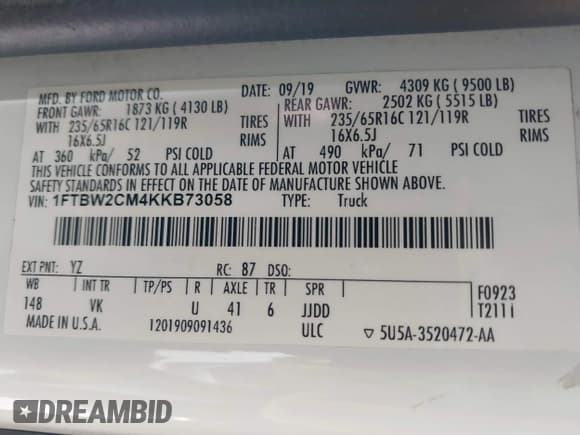 ✅ 2019 Ford Transit • VIN: 1FTBW2CM4KKB73058 • Lot: 43800917. Wystawiony na IAAI z przebiegiem 98 200 mil. Bezpłatny archiwum sprzedaży aukcyjnych z USA i szczegółowy raport historii pojazdu na DreamBid. Zdjęcie 9.