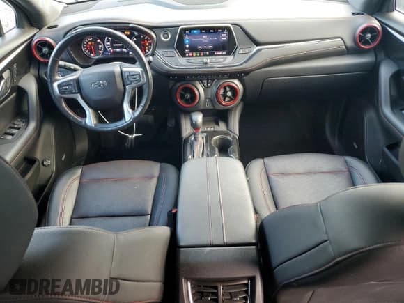 ✅ 2020 Chevrolet Blazer RS • VIN: 3GNKBKRS0LS667335 • Lot: 92031065. Wystawiony na Copart z przebiegiem 44 681 mil. Bezpłatny archiwum sprzedaży aukcyjnych z USA i szczegółowy raport historii pojazdu na DreamBid. Zdjęcie 8.