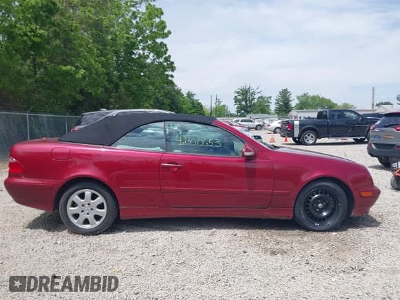 ✅ 2002 Mercedes-Benz CLK 320/430 • VIN: WDBLK65G62T118893 • Lot: 42300653. Wystawiony na IAAI z przebiegiem 93 823 mil. Bezpłatny archiwum sprzedaży aukcyjnych z USA i szczegółowy raport historii pojazdu na DreamBid. Zdjęcie 13.