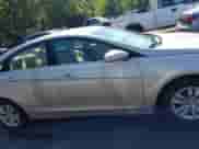 2011 Hyundai Sonata GLS с VIN 5NPEB4AC8BH076412, выставлен на аукционе IAAI как лот 42589346 с пробегом 104 128 миль миль и . История ставок и продаж доступна на DreamBid. Изображение 13.