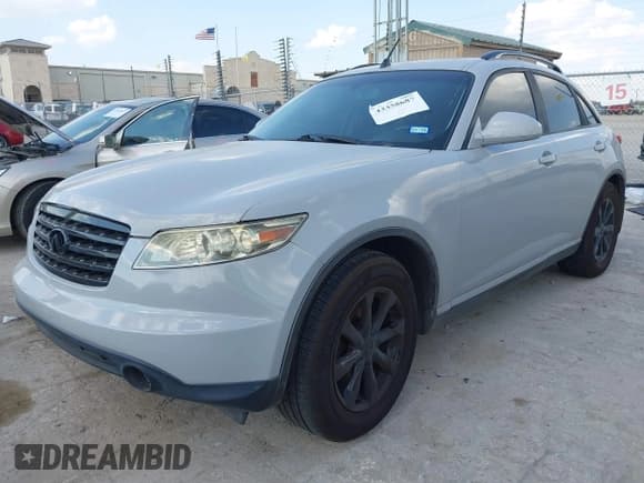 ✅ 2006 Infiniti FX • VIN: JNRAS08W26X208677 • Lot: 43358687. Wystawiony na IAAI z przebiegiem 207 789 mil. Bezpłatny archiwum sprzedaży aukcyjnych z USA i szczegółowy raport historii pojazdu na DreamBid. Zdjęcie 17.