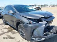 ✅ 2024 Lexus NX 350 Premium • VIN: 2T2GGCEZ4RC053138 • Lot: 42086893. Wystawiony na IAAI z przebiegiem 8 335 mil. Bezpłatny archiwum sprzedaży aukcyjnych z USA i szczegółowy raport historii pojazdu na DreamBid. Zdjęcie 6.