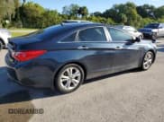 ✅ 2013 Hyundai Sonata SE • VIN: 5NPEC4AC3DH580253 • Lot: 74659564. Wystawiony na Copart z przebiegiem Nie podano. Bezpłatny archiwum sprzedaży aukcyjnych z USA i szczegółowy raport historii pojazdu na DreamBid. Zdjęcie 3.