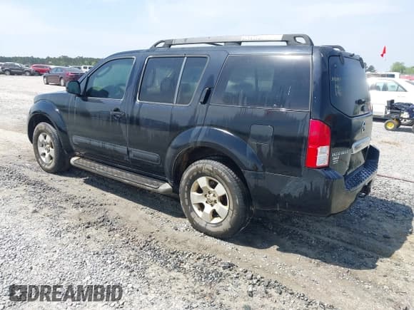 ✅ 2006 Nissan Pathfinder SE • VIN: 5N1AR18U16C628143 • Лот: 42113411. Опубликован ранее на IAAI с пробегом 254 889 миль. Бесплатный доступ к архиву аукционных продаж из США и подробный отчёт об истории автомобиля на DreamBid. Изображение 3.