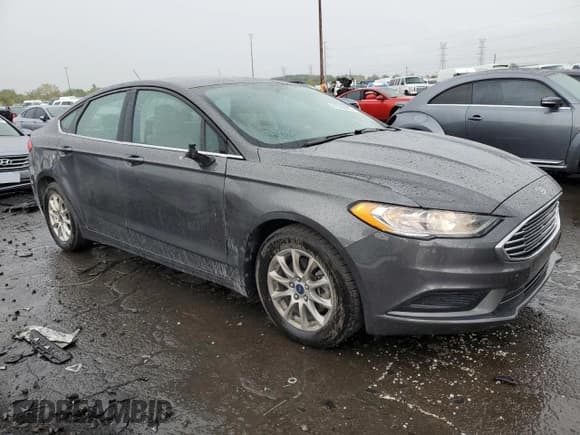 ✅ 2017 Ford Fusion S • VIN: 3FA6P0G71HR369394 • Lot: 81268465. Wystawiony na Copart z przebiegiem 66 618 mil. Bezpłatny archiwum sprzedaży aukcyjnych z USA i szczegółowy raport historii pojazdu na DreamBid. Zdjęcie 4.