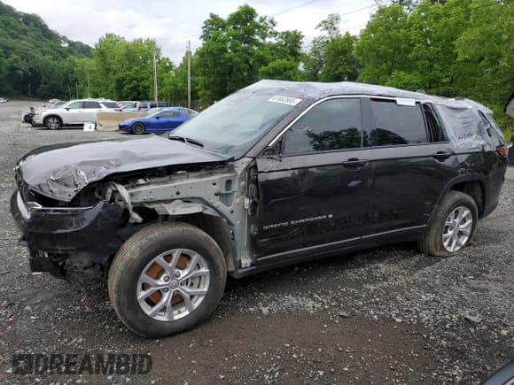 ✅ 2024 Jeep Grand Cherokee Limited • VIN: 1C4RJKBG6R8917453 • Lot: 61802885. Wystawiony na Copart z przebiegiem 18 544 mil. Bezpłatny archiwum sprzedaży aukcyjnych z USA i szczegółowy raport historii pojazdu na DreamBid. Zdjęcie 1.