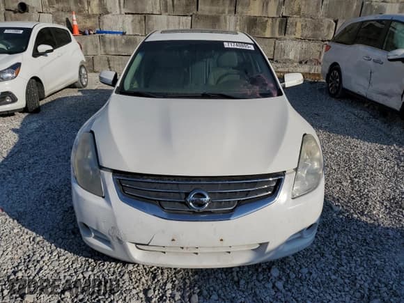 ✅ 2011 Nissan Altima SR • VIN: 1N4BL2AP4BN454612 • Lot: 71740805. Wystawiony na Copart z przebiegiem 170 114 mil. Bezpłatny archiwum sprzedaży aukcyjnych z USA i szczegółowy raport historii pojazdu na DreamBid. Zdjęcie 5.