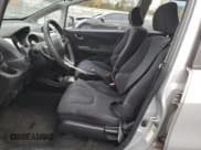 ✅ 2011 Honda Fit Sport • VIN: JHMGE8H57BC002973 • Лот: 90239595. Опубликован ранее на Copart с пробегом 106 447 миль. Бесплатный доступ к архиву аукционных продаж из США и подробный отчёт об истории автомобиля на DreamBid. Изображение 7.