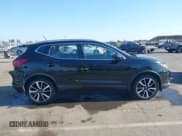 ✅ 2018 Nissan Rogue S • VIN: JN1BJ1CP3JW196022 • Lot: 42587752. Listed on IAAI with 77,639 mi. Free auction sales archive from the USA and detailed vehicle history report at DreamBid. Image 13.