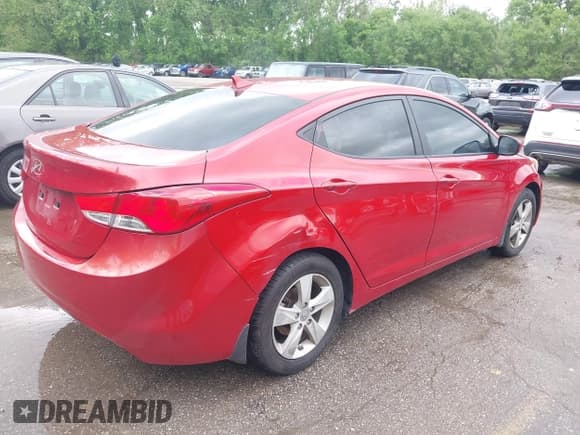 ✅ 2013 Hyundai Elantra Limited • VIN: KMHDH4AE5DU985398 • Лот: 42158880. Опубликован ранее на IAAI с пробегом 81 972 миль. Бесплатный доступ к архиву аукционных продаж из США и подробный отчёт об истории автомобиля на DreamBid. Изображение 4.
