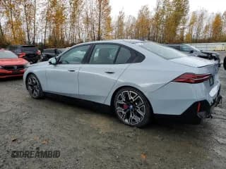 ✅ 2025 BMW i5 • VIN: WBY13HG09SCS96345 • Lot: 92014485. Wystawiony na Copart z przebiegiem 6 018 mil. Bezpłatny archiwum sprzedaży aukcyjnych z USA i szczegółowy raport historii pojazdu na DreamBid. Zdjęcie 2.