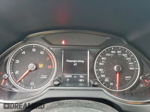 ✅ 2014 Audi Q5 Premium Plus • VIN: WA1DGAFP1EA025976 • Lot: 94342265. Listed on Copart with 128,970 mi. Free auction sales archive from the USA and detailed vehicle history report at DreamBid. Image 9.