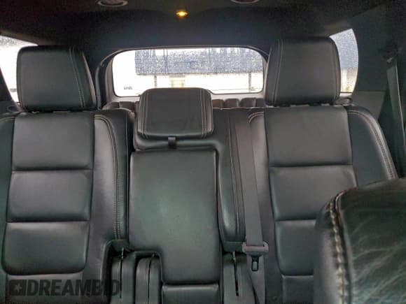 ✅ 2014 Ford Explorer Sport • VIN: 1FM5K8GT1EGA74083 • Lot: 94451835. Wystawiony na Copart z przebiegiem 180 860 mil. Bezpłatny archiwum sprzedaży aukcyjnych z USA i szczegółowy raport historii pojazdu na DreamBid. Zdjęcie 10.