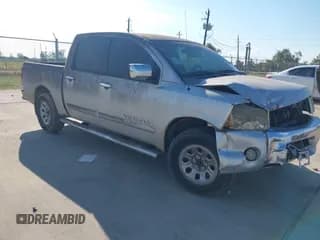 ✅ 2006 Nissan Titan LE • VIN: 1N6BA07A76N543326 • Lot: 43461165. Wystawiony na IAAI z przebiegiem 255 441 mil. Bezpłatny archiwum sprzedaży aukcyjnych z USA i szczegółowy raport historii pojazdu na DreamBid. Zdjęcie 1.