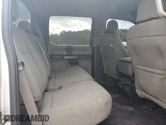 ✅ 2017 Ford F-150 XL • VIN: 1FTEW1CF8HFB34872 • Lot: 51621285. Wystawiony na Copart z przebiegiem 129 414 mil. Bezpłatny archiwum sprzedaży aukcyjnych z USA i szczegółowy raport historii pojazdu na DreamBid. Zdjęcie 11.