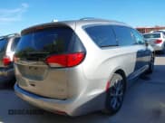 ✅ 2017 Chrysler Pacifica Limited • VIN: 2C4RC1GG5HR782711 • Lot: 43589675. Listed on IAAI with 112,429 mi. Free auction sales archive from the USA and detailed vehicle history report at DreamBid. Image 4.