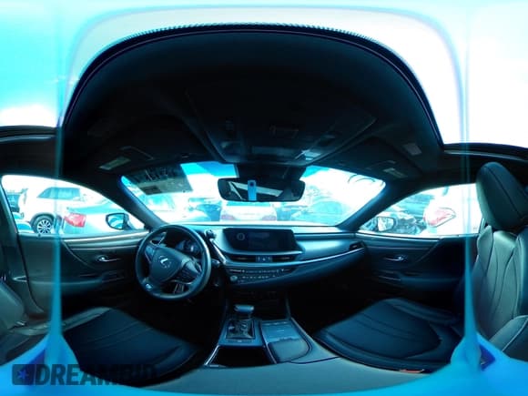 ✅ 2021 Lexus ES 350 F Sport • VIN: 58AGZ1B17MU109784 • Lot: 42212574. Listed on IAAI with 46,800 mi. Free auction sales archive from the USA and detailed vehicle history report at DreamBid. Image 18.