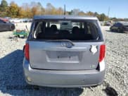 ✅ 2009 Scion xB • VIN: JTLKE50E391088878 • Lot: 82741535. Wystawiony na Copart z przebiegiem 240 810 mil. Bezpłatny archiwum sprzedaży aukcyjnych z USA i szczegółowy raport historii pojazdu na DreamBid. Zdjęcie 6.