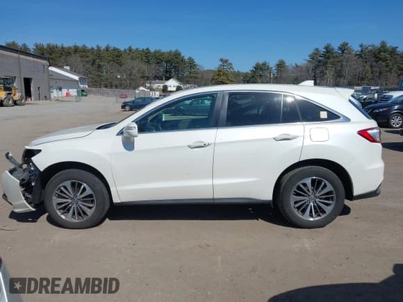 ✅ 2016 Acura RDX Advance • VIN: 5J8TB4H73GL005154 • Lot: 41790569. Wystawiony na IAAI z przebiegiem 114 087 mil. Bezpłatny archiwum sprzedaży aukcyjnych z USA i szczegółowy raport historii pojazdu na DreamBid. Zdjęcie 15.