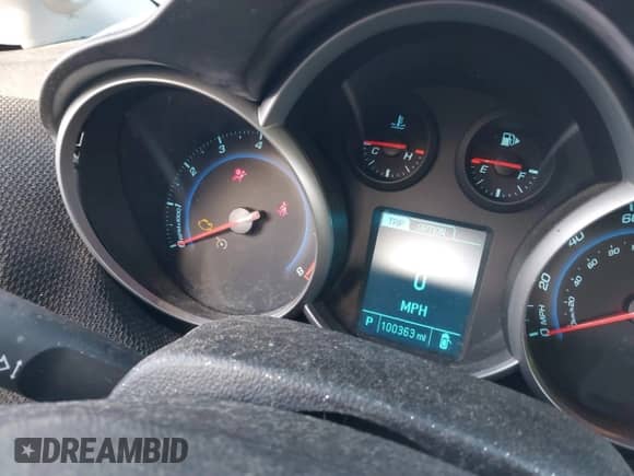 2014 Chevrolet Cruze 2LT with VIN 1G1PE5SB0E7135532, listed as a IAAI auction lot 43507178 with 100,363 mi miles and . Bid and sale history available at DreamBid. Image 7.