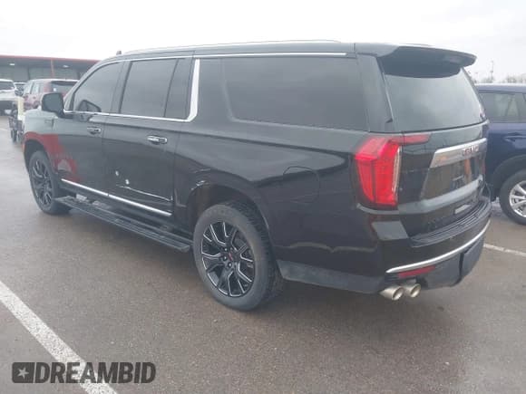 ✅ 2023 GMC Yukon XL Denali • VIN: 1GKS2JKL5PR500973 • Lot: 41687092. Listed on IAAI with 45,842 mi. Free auction sales archive from the USA and detailed vehicle history report at DreamBid. Image 3.