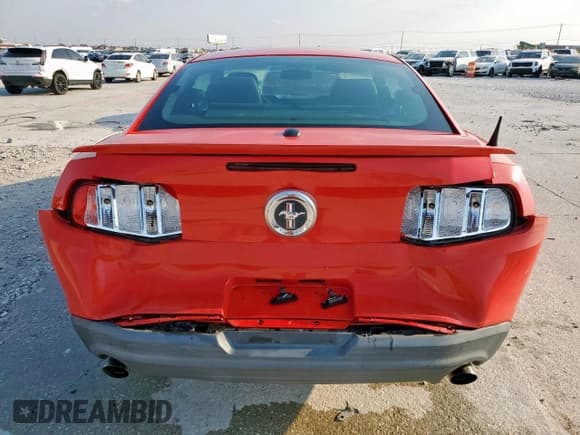 ✅ 2011 Ford Mustang Premium • VIN: 1ZVBP8AM0B5119867 • Lot: 80852775. Listed on Copart with 140,720 mi. Free auction sales archive from the USA and detailed vehicle history report at DreamBid. Image 6.