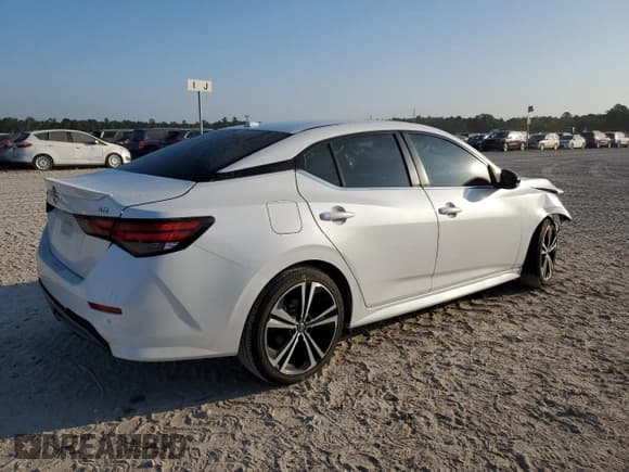 ✅ 2020 Nissan Sentra SR • VIN: 3N1AB8DV4LY269280 • Lot: 82716535. Listed on Copart with 94,182 mi. Free auction sales archive from the USA and detailed vehicle history report at DreamBid. Image 3.