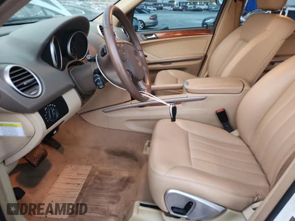 ✅ 2008 Mercedes-Benz M 320 CDI • VIN: 4JGBB22E78A406852 • Лот: 89693495. Опубликован ранее на Copart с пробегом 158 837 миль. Бесплатный доступ к архиву аукционных продаж из США и подробный отчёт об истории автомобиля на DreamBid. Изображение 7.