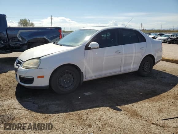 ✅ 2010 Volkswagen Jetta Limited Edition • VIN: 3VWRZ7AJ4AM138469 • Лот: 65719925. Опубликован ранее на Copart с пробегом 139 086 миль. Бесплатный доступ к архиву аукционных продаж из США и подробный отчёт об истории автомобиля на DreamBid. Изображение 1.