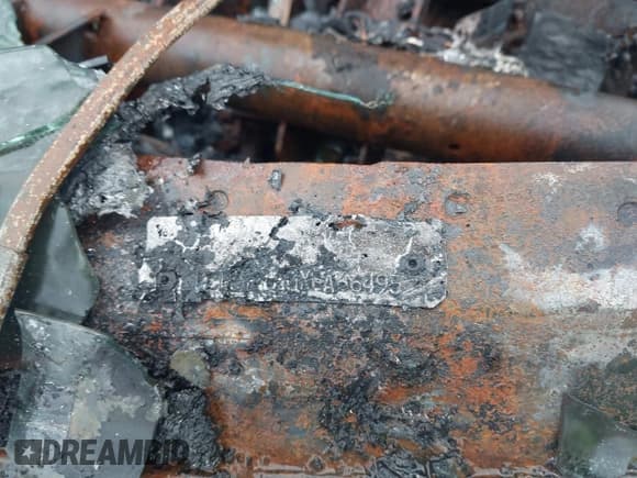 ✅ 1999 Ford F-250 XL • VIN: 1FTNX21F0XEA66495 • Lot: 42451917. Listed on IAAI with Not provided. Free auction sales archive from the USA and detailed vehicle history report at DreamBid. Image 9.