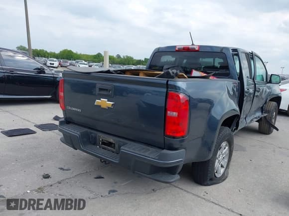 ✅ 2019 Chevrolet Colorado 2WD Work Truck • VIN: 1GCGSBEA4K1298975 • Lot: 41866426. Listed on IAAI with 115,625 mi. Free auction sales archive from the USA and detailed vehicle history report at DreamBid. Image 16.