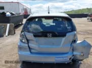 ✅ 2010 Honda Fit Sport • VIN: JHMGE8H4XAC010930 • Лот: 42338784. Опубликован ранее на IAAI с пробегом 169 979 миль. Бесплатный доступ к архиву аукционных продаж из США и подробный отчёт об истории автомобиля на DreamBid. Изображение 16.
