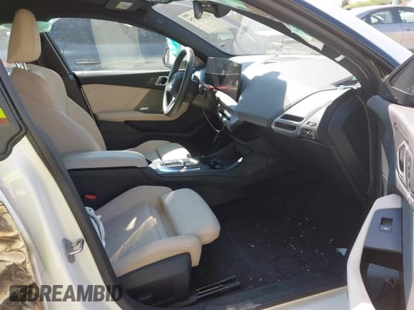 ✅ 2025 BMW 2 Series 228i xDrive • VIN: WBA23GG00S7S60937 • Lot: 43229175. Listed on IAAI with 11,334 mi. Free auction sales archive from the USA and detailed vehicle history report at DreamBid. Image 5.