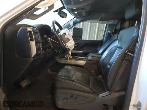 ✅ 2019 Chevrolet Silverado 2500HD LTZ • VIN: 1GC1KTEG7KF135191 • Lot: 83105174. Wystawiony na Copart z przebiegiem 150 679 mil. Bezpłatny archiwum sprzedaży aukcyjnych z USA i szczegółowy raport historii pojazdu na DreamBid. Zdjęcie 7.