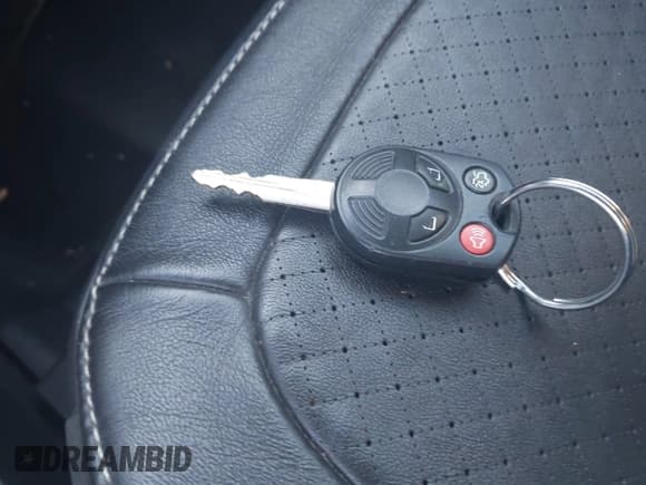 ✅ 2011 Ford Flex Limited • VIN: 2FMHK6DT4BBD05454 • Lot: 43872119. Wystawiony na IAAI z przebiegiem 149 964 mil. Bezpłatny archiwum sprzedaży aukcyjnych z USA i szczegółowy raport historii pojazdu na DreamBid. Zdjęcie 11.