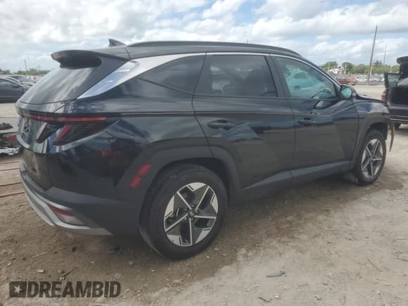 ✅ 2025 Hyundai Tucson SEL Convenience • VIN: 5NMJC3DE7SH457863 • Lot: 86987725. Wystawiony na Copart z przebiegiem 53 156 mil. Bezpłatny archiwum sprzedaży aukcyjnych z USA i szczegółowy raport historii pojazdu na DreamBid. Zdjęcie 3.