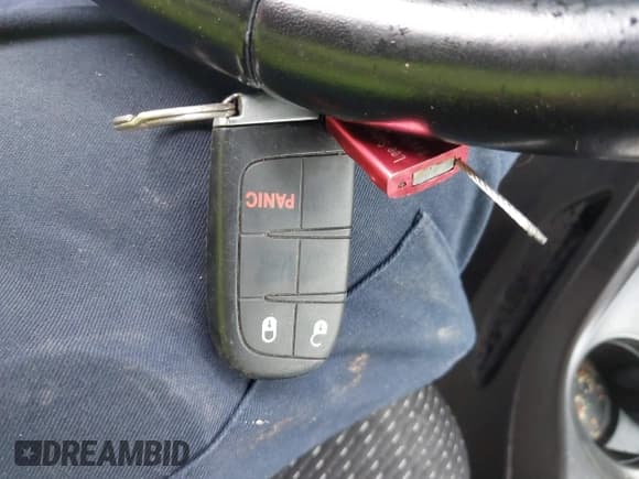 ✅ 2019 Dodge Journey SE • VIN: 3C4PDCBB4KT779508 • Lot: 43276791. Wystawiony na IAAI z przebiegiem 79 578 mil. Bezpłatny archiwum sprzedaży aukcyjnych z USA i szczegółowy raport historii pojazdu na DreamBid. Zdjęcie 11.