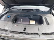 ✅ 2024 Kia EV9 GT-Line • VIN: KNDAEFS50R6034239 • Lot: 42683517. Wystawiony na IAAI z przebiegiem 5 709 mil. Bezpłatny archiwum sprzedaży aukcyjnych z USA i szczegółowy raport historii pojazdu na DreamBid. Zdjęcie 10.