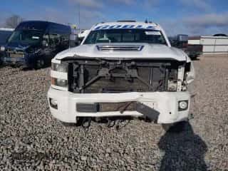 2017 Chevrolet Silverado 3500HD LTZ с VIN 1GC4K0EY3HF208151, выставлен на аукционе Copart как лот 78502914 с пробегом 196 192 миль миль и Списание • Salvage title. История ставок и продаж доступна на DreamBid. Изображение 5.