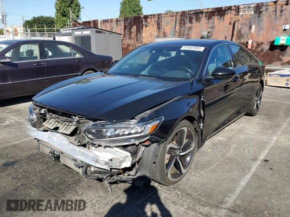 ✅ 2020 Honda Accord Sport • VIN: 1HGCV1F37LA155716 • Lot: 82603085. Wystawiony na Copart z przebiegiem 47 221 mil. Bezpłatny archiwum sprzedaży aukcyjnych z USA i szczegółowy raport historii pojazdu na DreamBid. Zdjęcie 1.