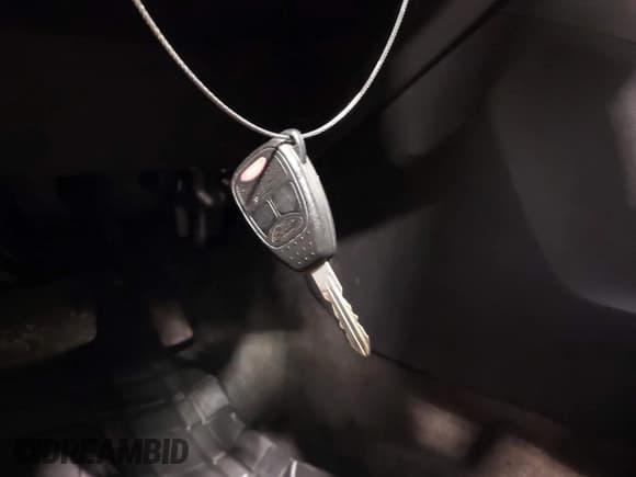 ✅ 2015 Jeep Patriot Altitude • VIN: 1C4NJRBBXFD102560 • Lot: 42260925. Listed on IAAI with 183,056 mi. Free auction sales archive from the USA and detailed vehicle history report at DreamBid. Image 11.