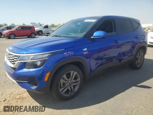 ✅ 2022 Kia Seltos LX • VIN: KNDEPCAA2N7282375 • Lot: 80701575. Listed on Copart with 36,025 mi. Free auction sales archive from the USA and detailed vehicle history report at DreamBid. Image 1.